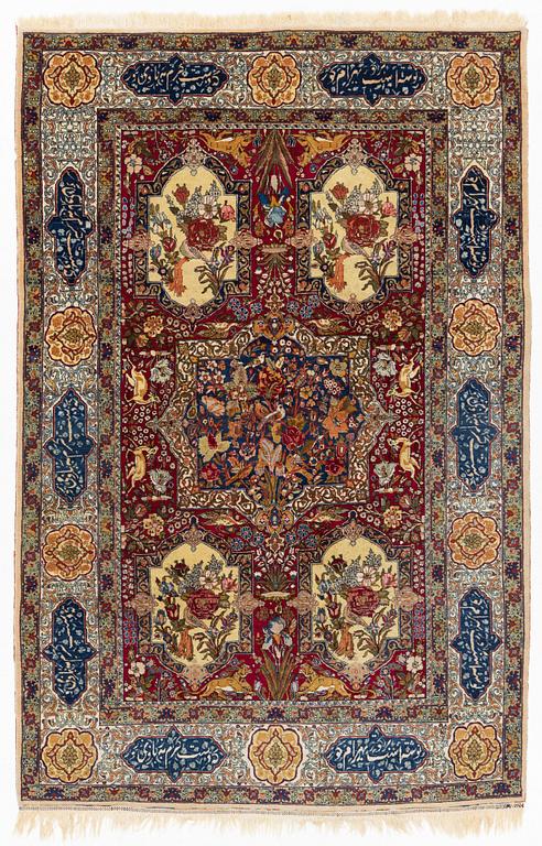 Carpet, Tabriz, 245 x 160 cm.