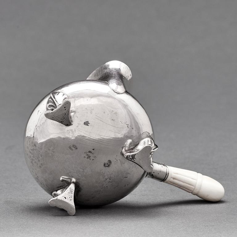 Georg Jensen, kaffe- och teservis, tre delar "Magnolia/ Blossom", Köpenhamn, 1915-21, 830/1000 silver. Design nr 2.