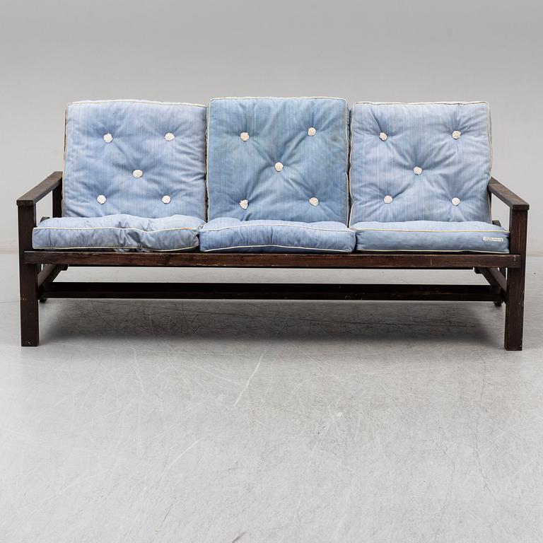 ELSA STACKELBERG, a garden sofa from the second half of the 20th century.