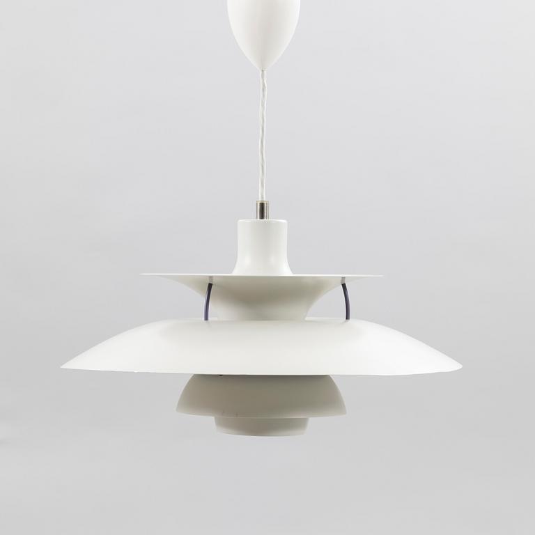 Poul Henningsen, taklampa, "PH5", Louis Poulsen, Danmark.