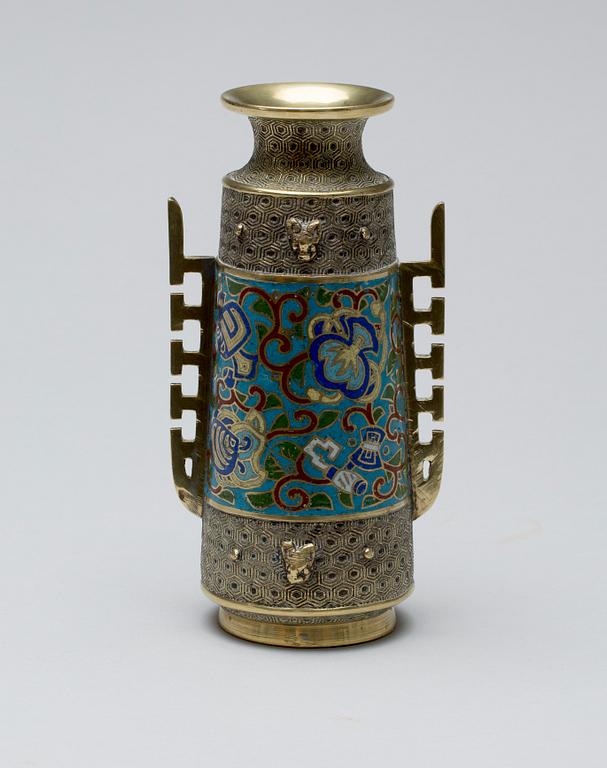 VAS, cloisonné, orientalisk, 1900-tal.