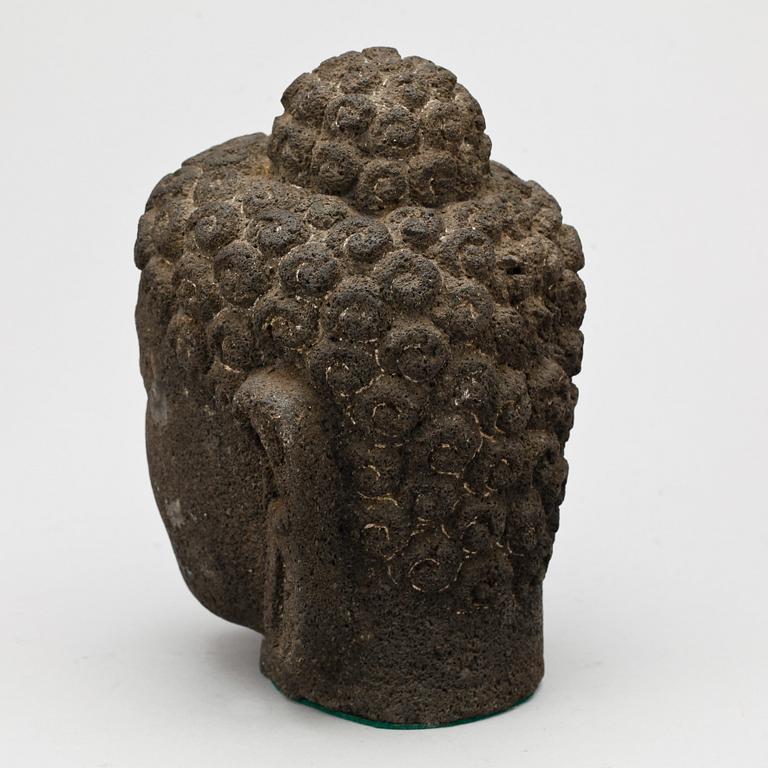 HUVUD, lavasten, orientalisk.