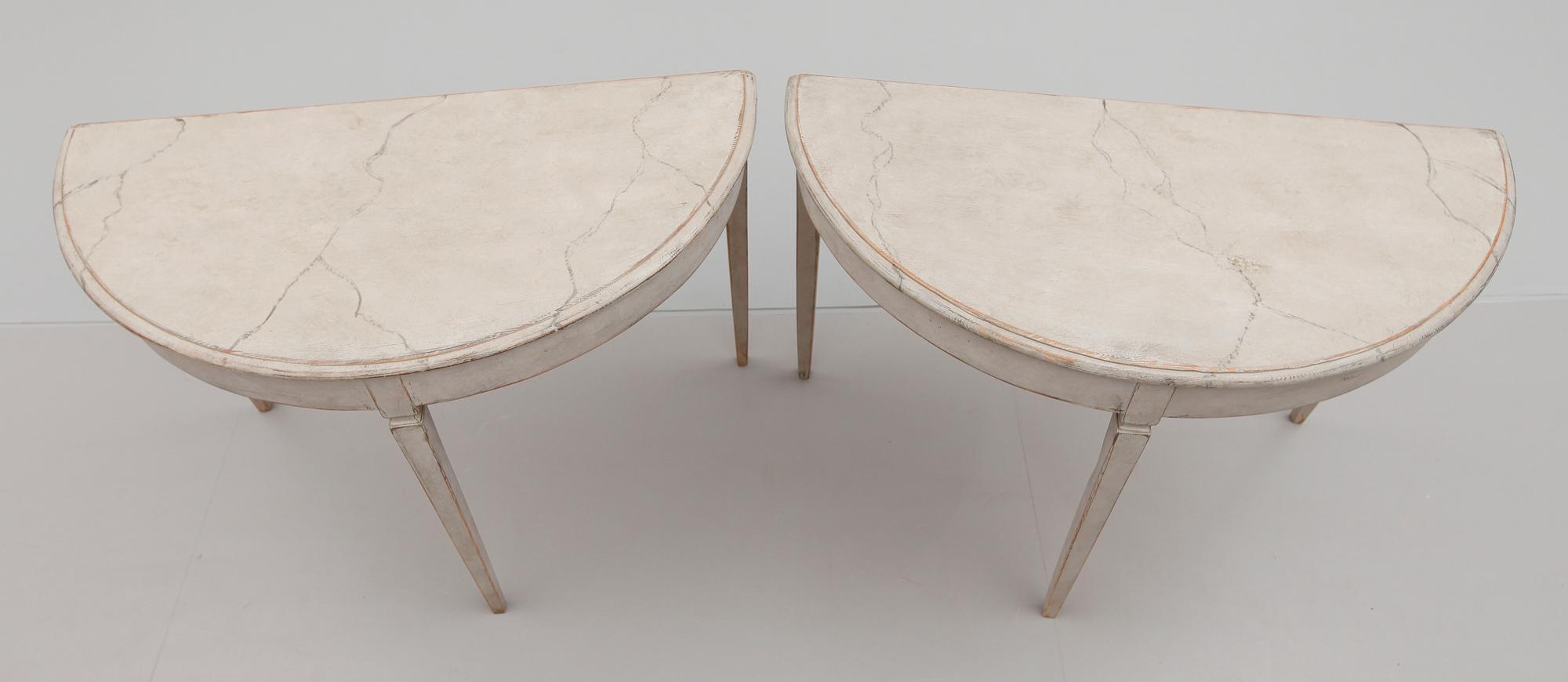 VÄGGBORD, 1 par, 1800-talets mitt.