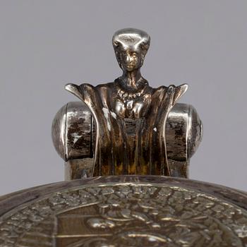 A TANKARD, silver. Lars Hackzell Strängnäs 1737-73. Height 15,5 cm. Weight 710 g.