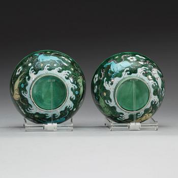 A pair of green glazed bowls, presumabably Republic, 20th Century.