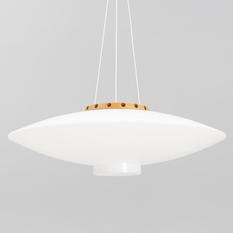 A model 565 pendant lamp by Uno & Östen Kristansson for Luxus, second half of the 20th Century.