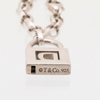 Tiffany & Co berlock silver medföljande armband.