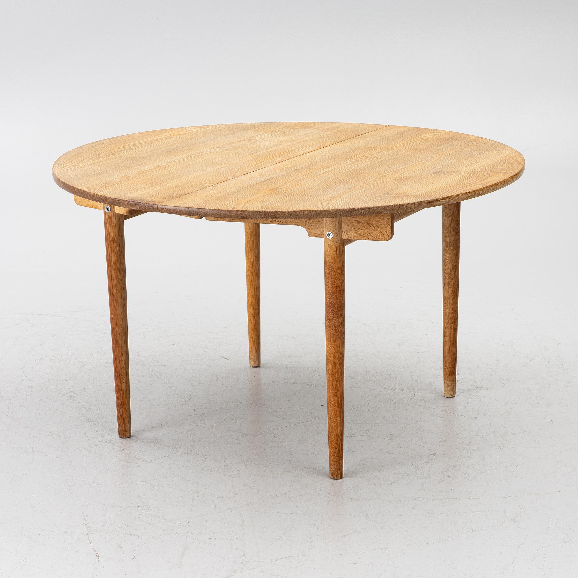 Hans J. Wegner, Dining table, CH337, Andreas Tuck, Denmark, second half of the 20th century.