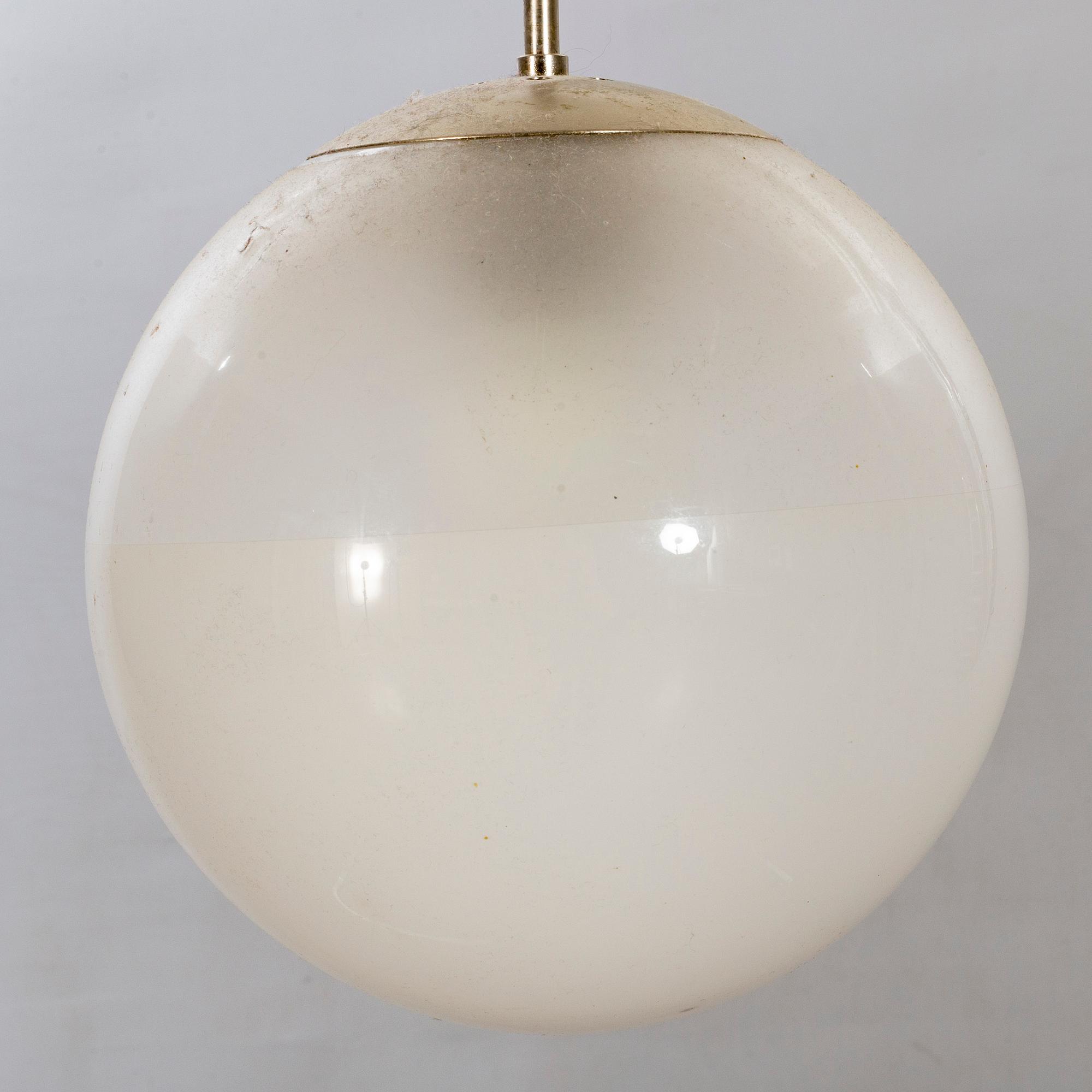 A 1930'S CEILING PENDANT.