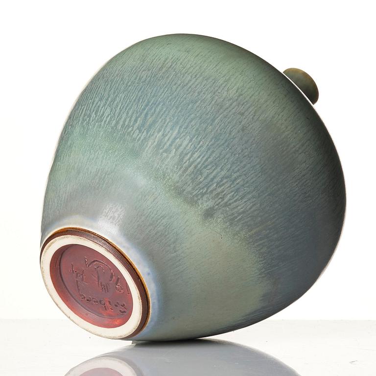 Berndt Friberg, a stoneware vase, Gustavsberg Studio, Sweden 1974.