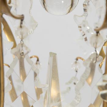 Paavo Tynell, kattokruunu/kristallikruunu, malli 1465/6, Taito 1900-luvun puoliväli.