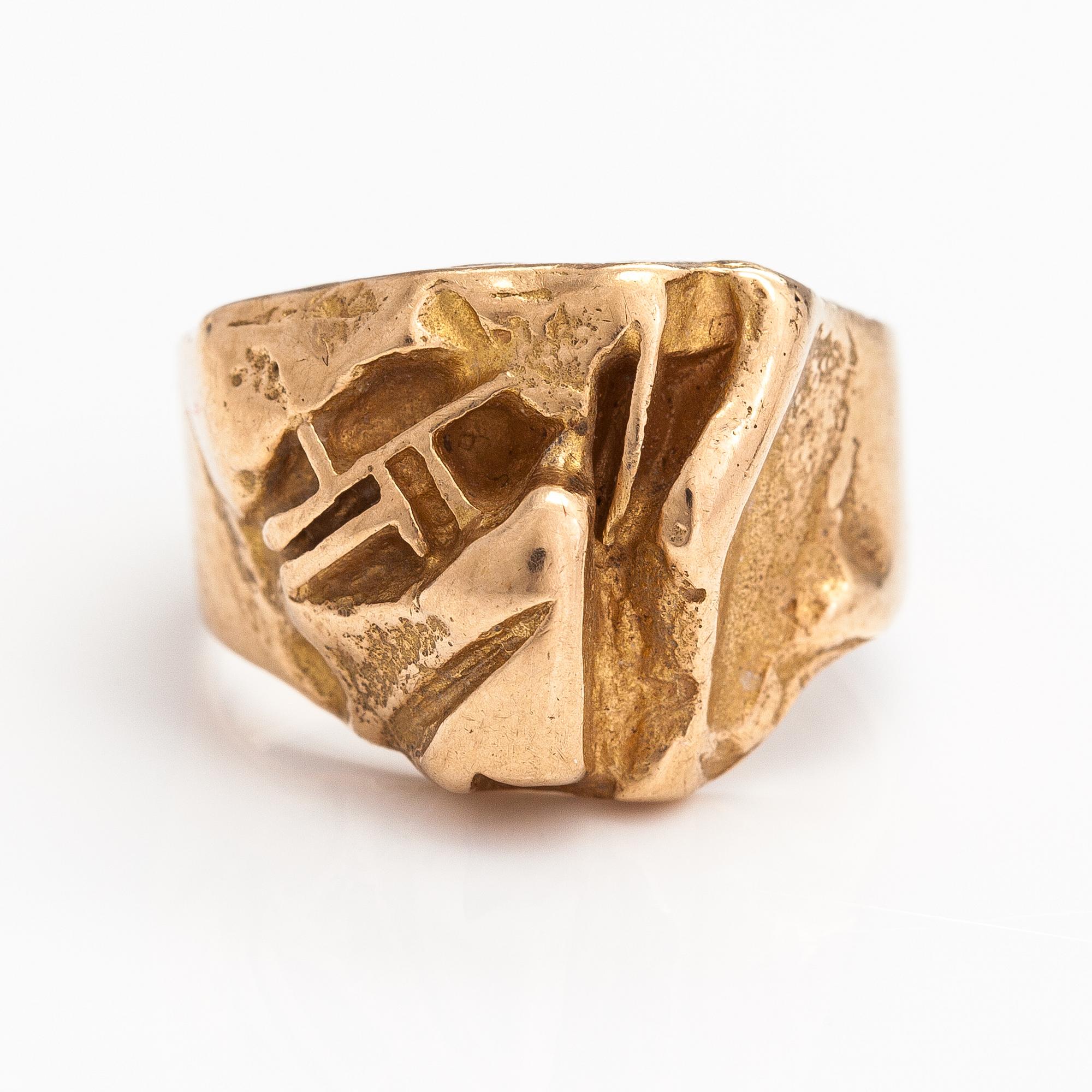 Björn Weckström, A 14K gold ring "Samurai". Lapponia 1970.