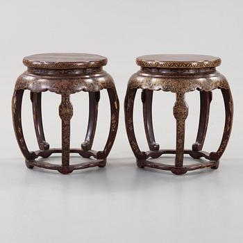 A pair of lacquer low tables, Qing dynasty (1644-1912).