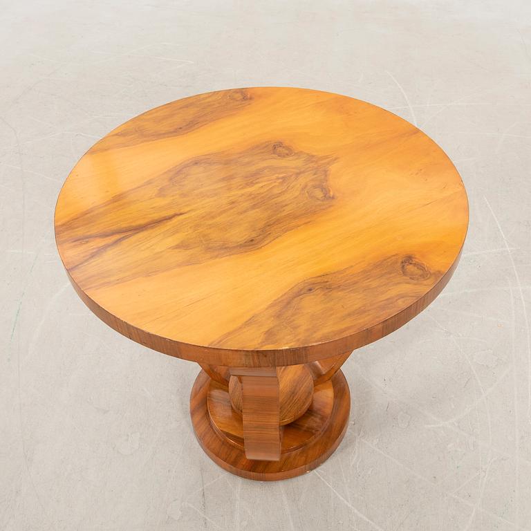 Art Deco-style table 20th century.