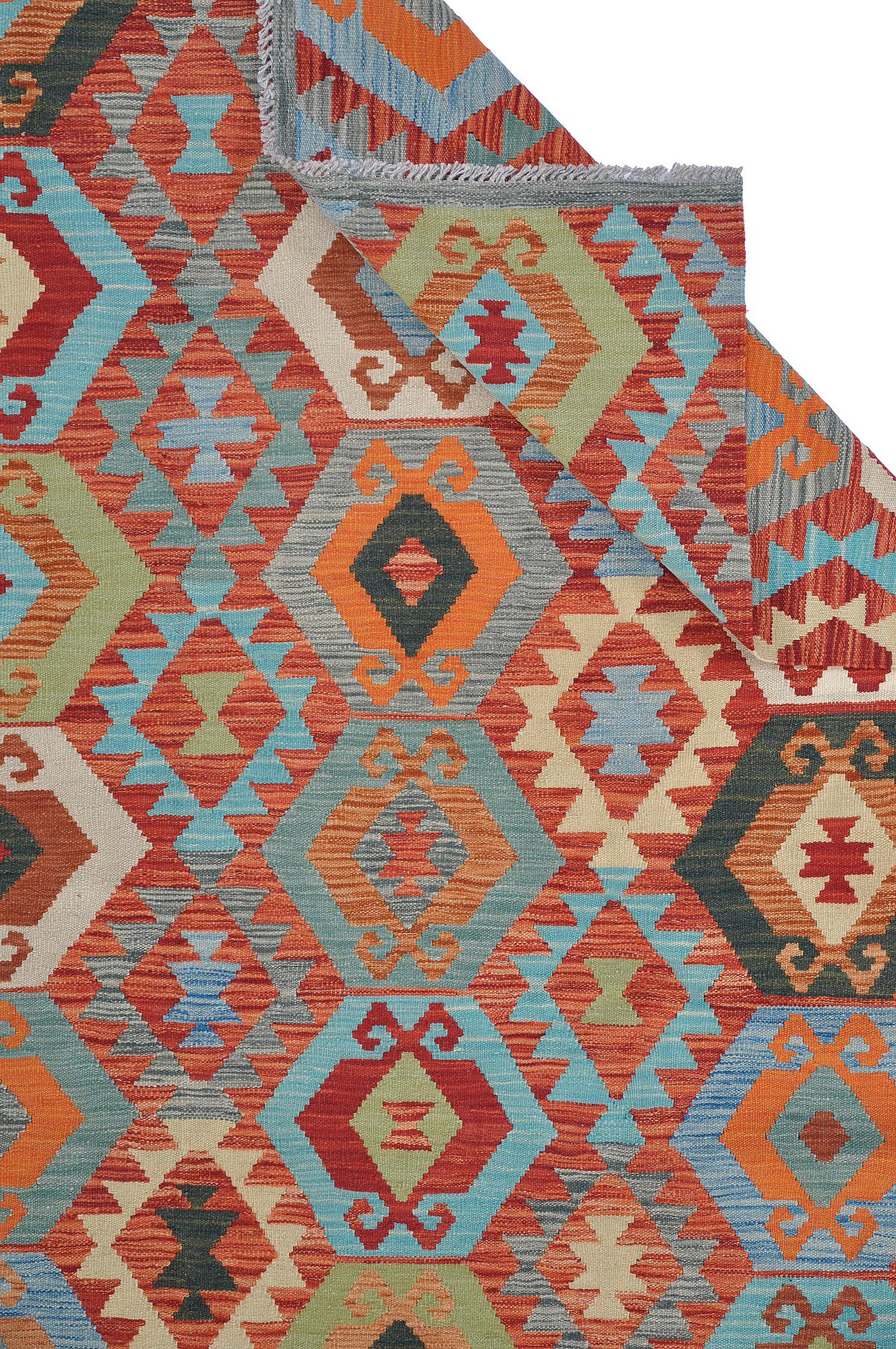A CARPET, kIlim, ca 291 x 196 cm.