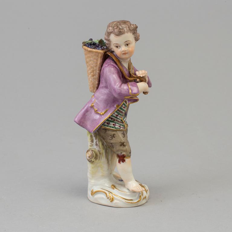 A Meissen allegorical figure of autumn, Germany, 1920/30's.
