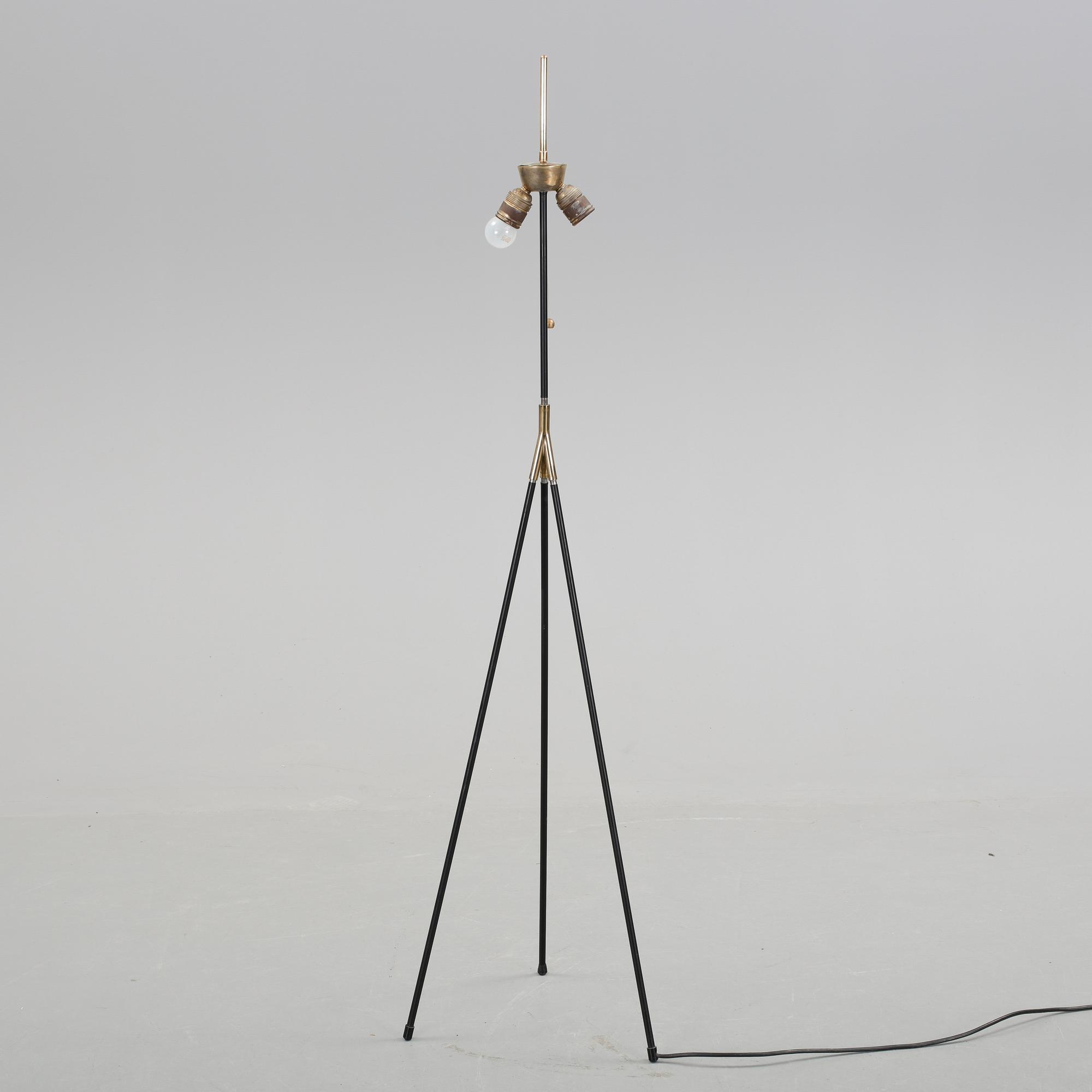GOLVLAMPA, 1900-talets andra hälft.