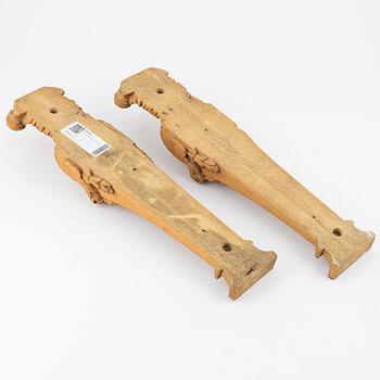 Dekorelement, ett par, nyrenässans, 1800-talets slut.