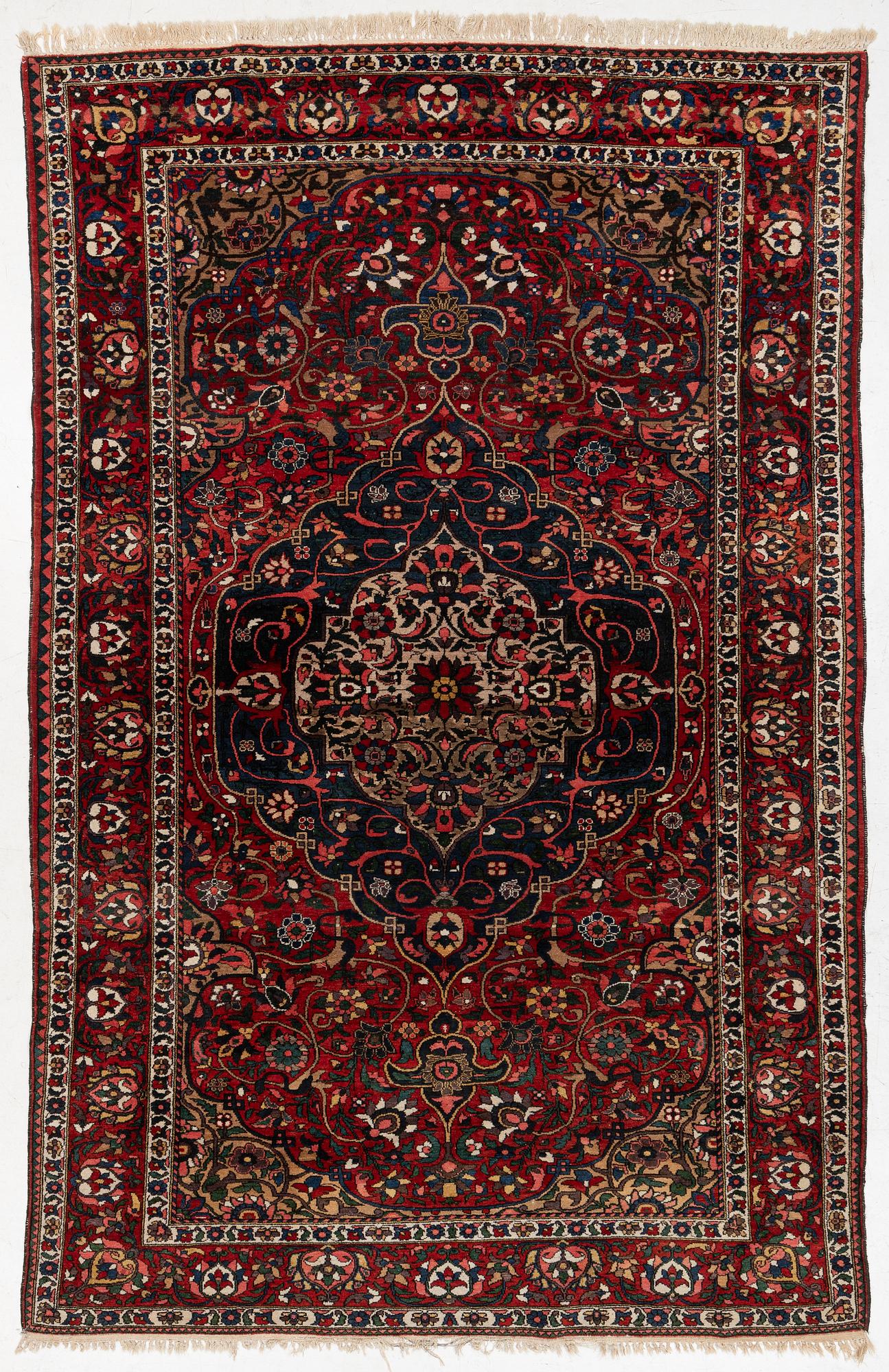 Matta semiantik Chahar Mahal och Bakthiaril, sannolikt Pir Balut, ca 341 x 221 cm.