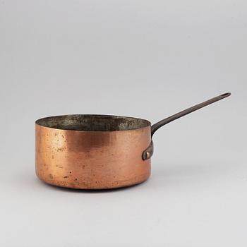 A Swedish 18th century copper cooking pot,