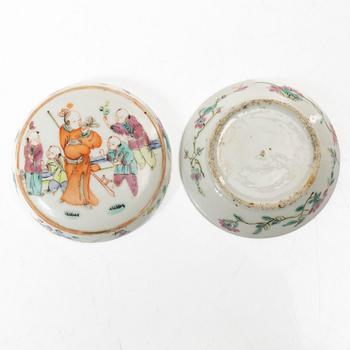 Servisdelar, 6 st, porslin, Kina, 1900-talets början.