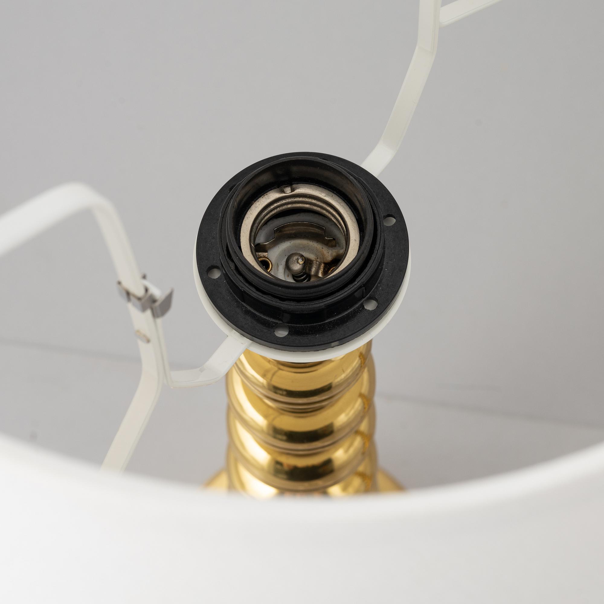 Bordslampor, ett par, modell Nr 69, mässing, Enco, 1900-talets andra hälft.