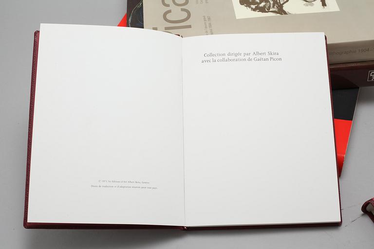 Books, 4 artbooks about Picasso and his work, 20th century 3rd quarter.