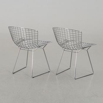 HARRY BERTOIA, stolar, 2 st, "Side chair", Knoll International, märkta i metallen.