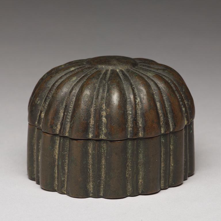 A copper alloy box with cover, presumably late Ming dynasty.