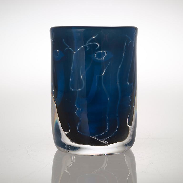 An Ingeborg Lundin ariel glass vase, Orrefors 1973.