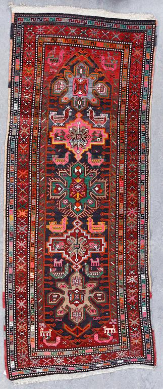 MATTA, semiantik/old, Kazak, Kelly, ca 260 x 110cm.