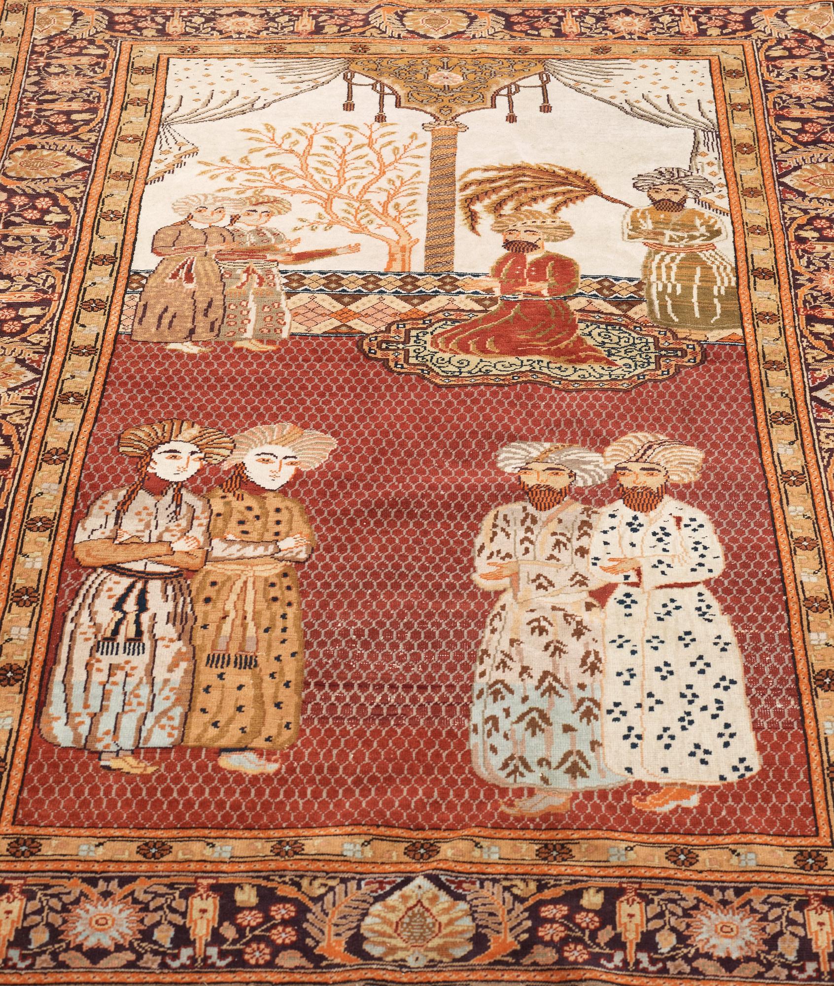 SEMI-ANTIQUE TURKISH FIGURAL. 184,5 x 129,5 cm.