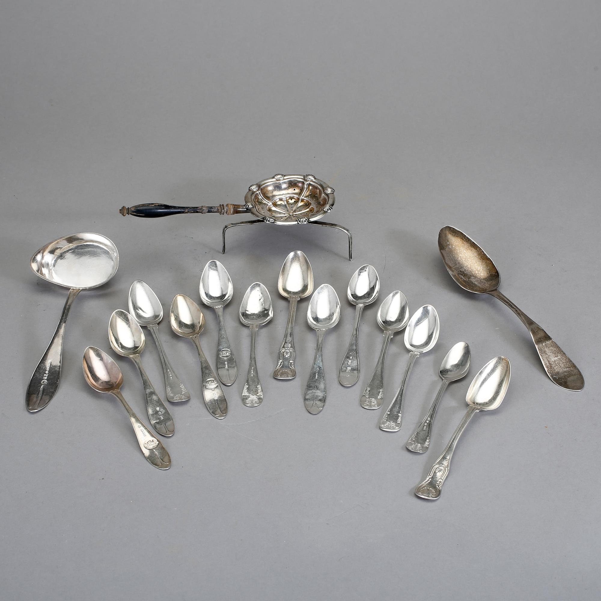 PARTI SILVER, 16 st, bland annat Lorenz Georg Weis (1791-1829), Norrköping. Mestadels 1800-tal. Vikt ca 344 g.