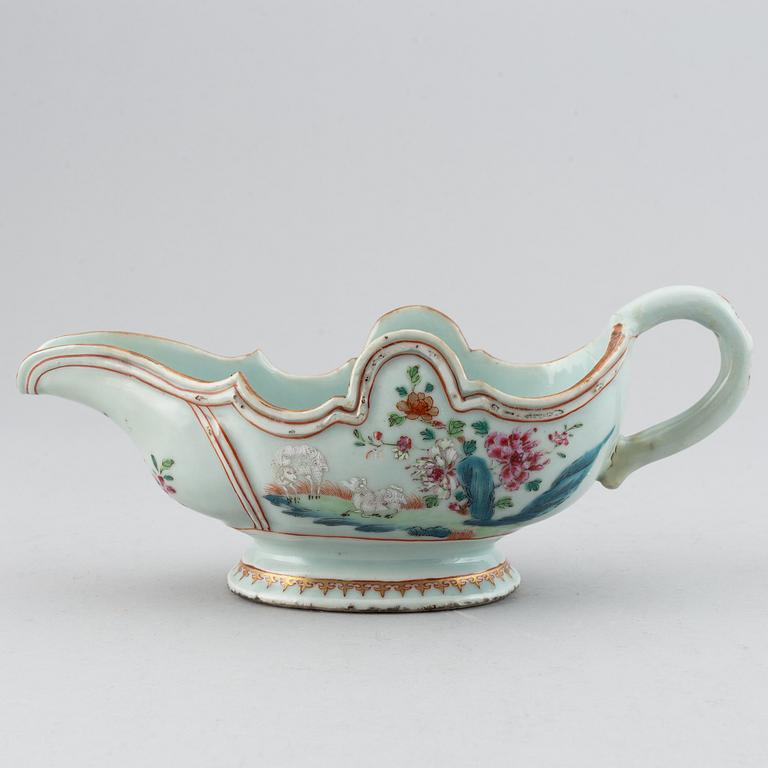 A famille rose sauce boat, Qing dynasty, Qianlong (1736-95).