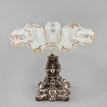 UPPSATSSKÅL, nysilver samt glas, nyrokoko, 1800-talets andra hälft.