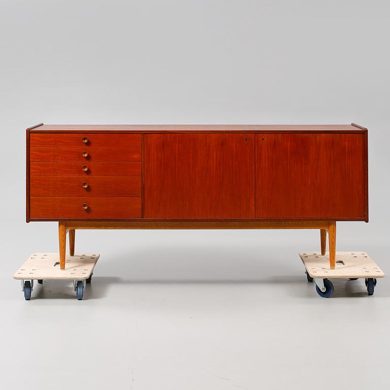 SIDEBOARD, Sverige, 1900-talets tredje kvartal.