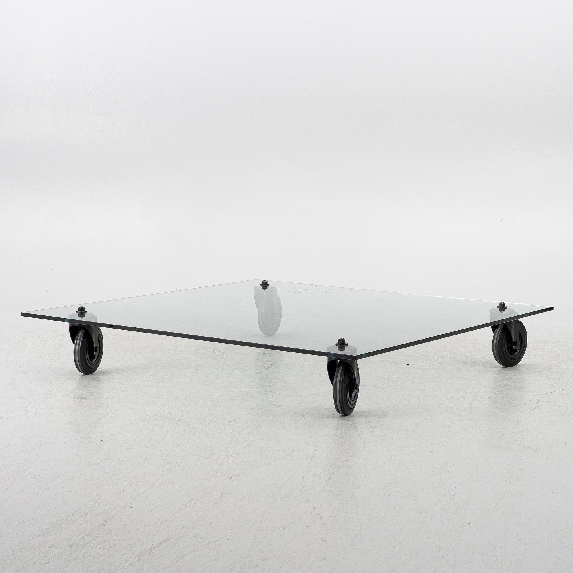 Gae Aulenti, soffbord, "Tavolo con Ruote", Fontana Arte, Italien.