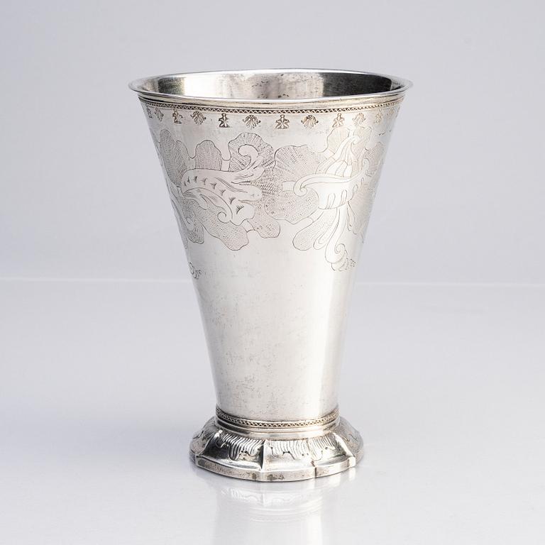 A Swedish Rococo 18th century silver beaker, mark of Nils Ljungberg, Örebro 1761.