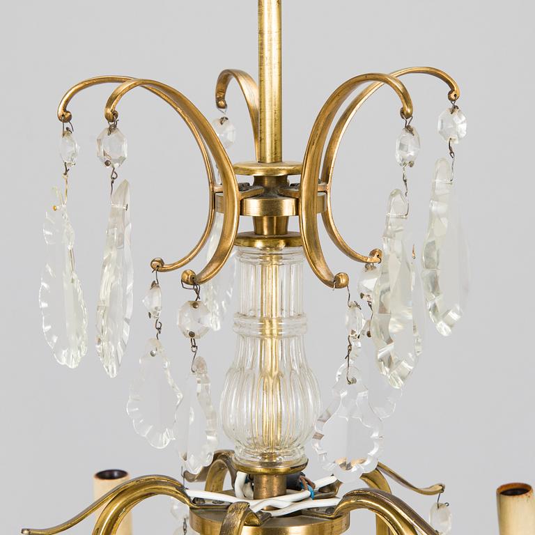 Paavo Tynell, a mid-20th century '1465/5' chandelier for Taito.