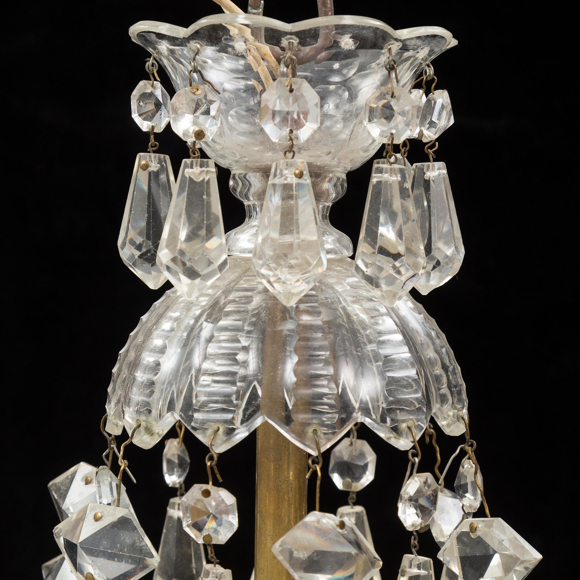 A mid 20th Century chandelier.