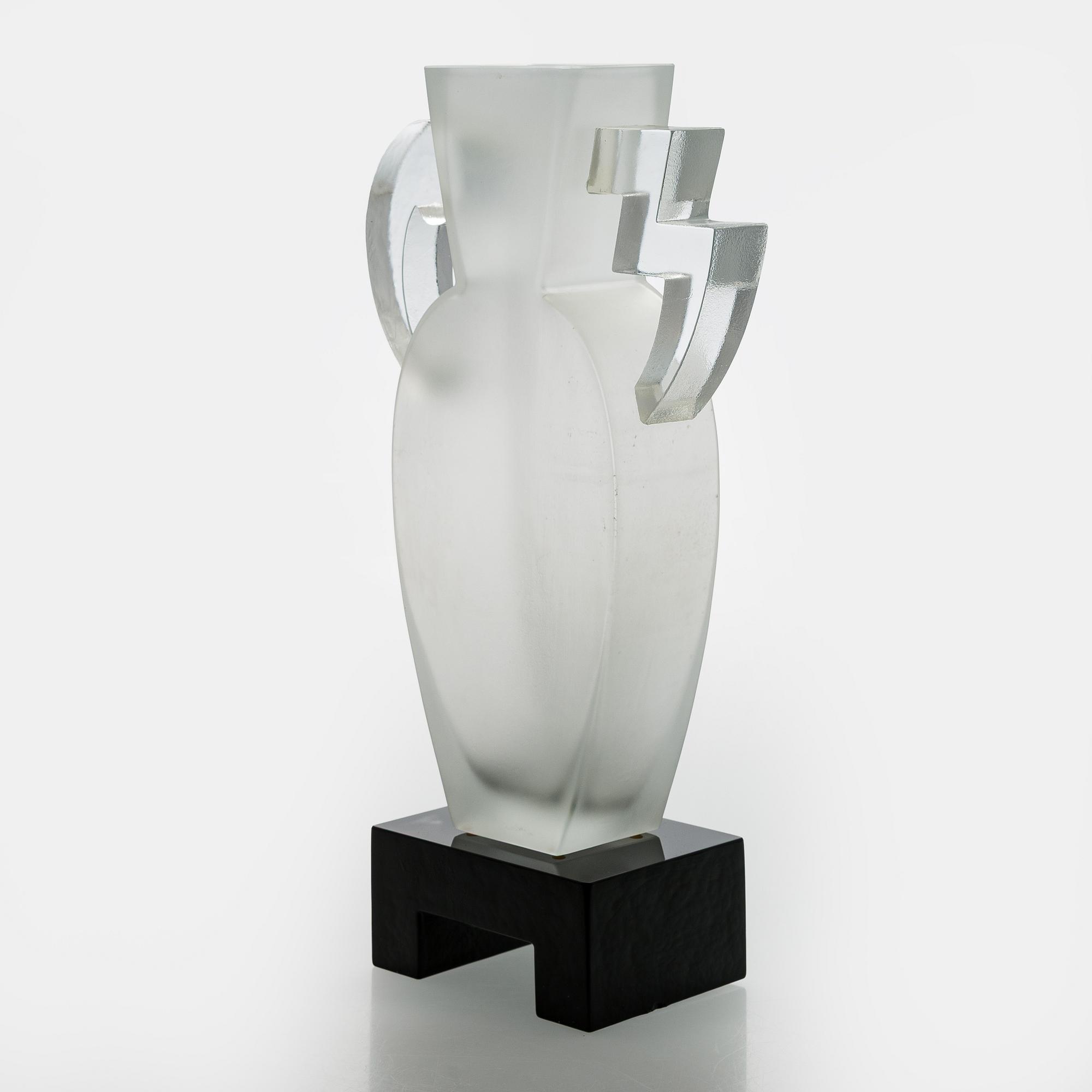 Heikki Orvola, glasskulptur "Maya", signerad Heikki Orvola Nuutajärvi.