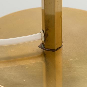 Paavo Tynell, pöytävalaisinpari, malli 5061, Idman 1900-luvun puoliväli.