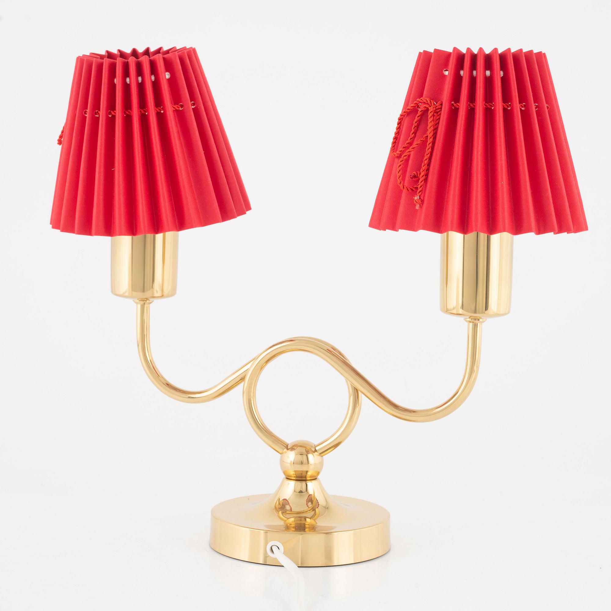 Josef Frank, bordslampa, modell 2483, Firma Svenskt Tenn.