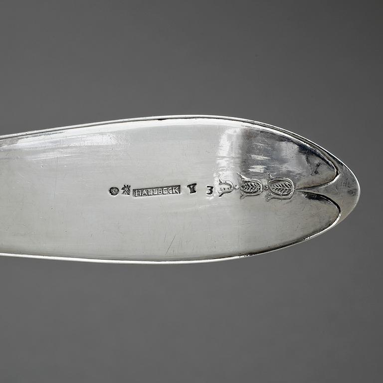 SOPPSLEV, silver, Paul Georg Hallbeck Malmö 1829. Vikt 255 gr.