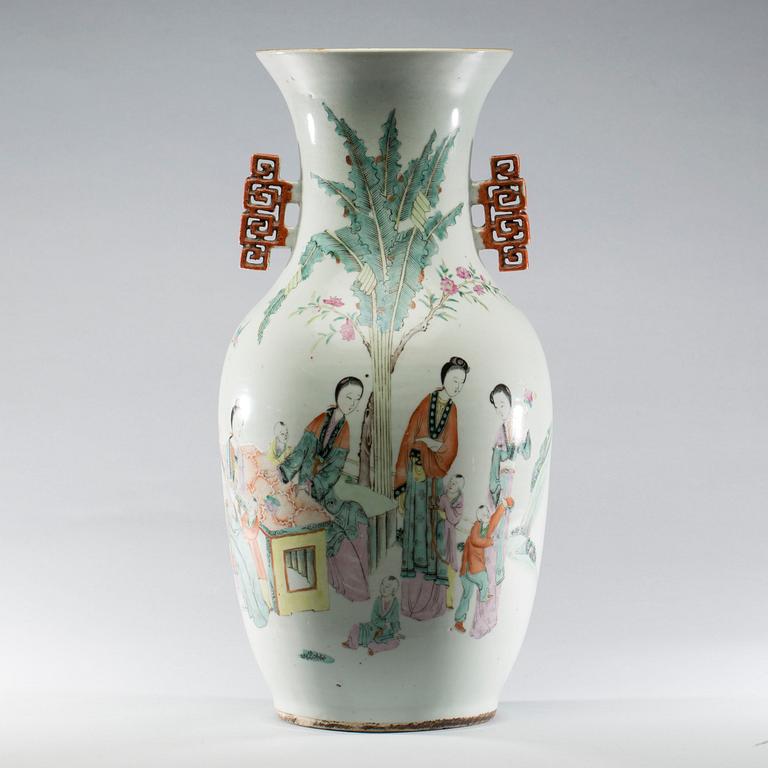 PRAKTURNA, porslin, Kina, sekelskiftet 1800/1900.