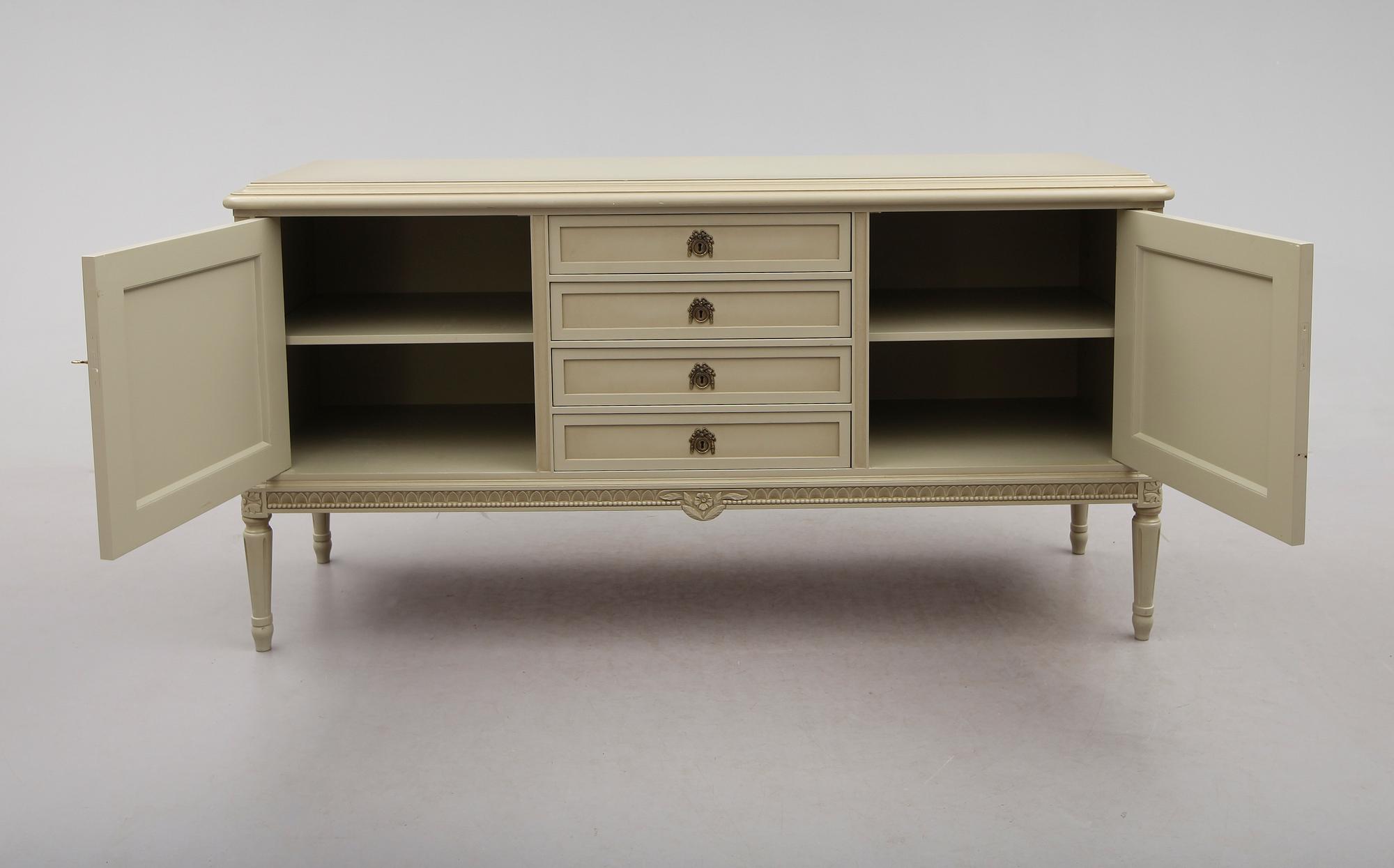 SIDEBOARD, gustaviansk stil, 1900-talets andra hälft.