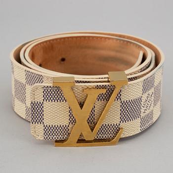 LOUIS VUITTON, belt, size 90/36.