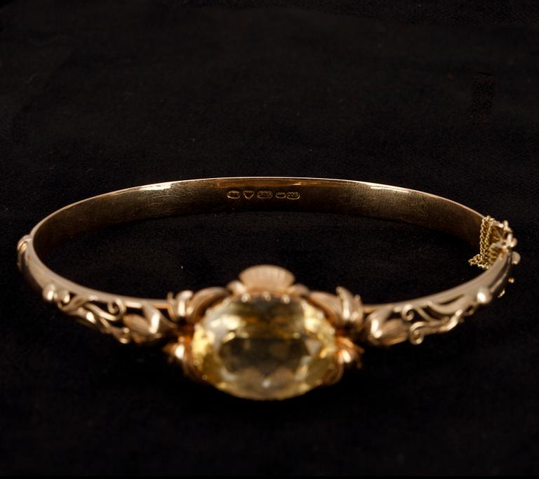 ARMBAND, 14K guld, topas, Helsingfors, Finland 1951.