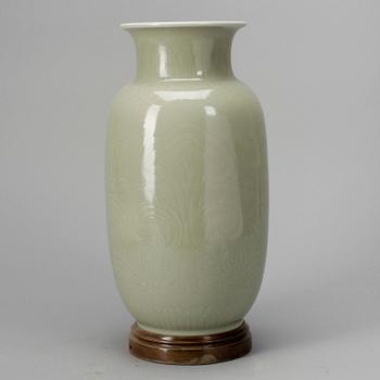 URNA, porslin, Kina, Modern tillverkning.