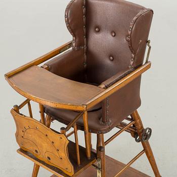 BARNSTOL 1900-talets första hälft.